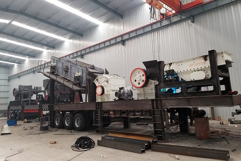 四組合移動破碎站，小型移動砂石粉碎機(jī)