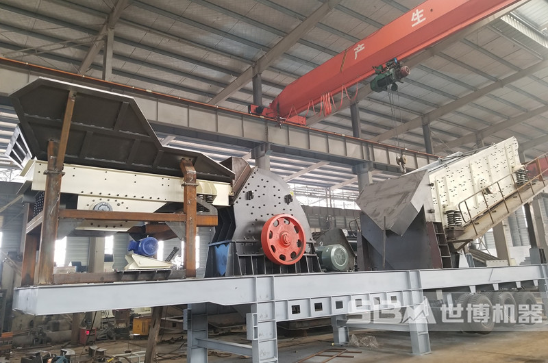 移動矸石粉碎機(jī)，重錘式移動破碎機(jī)