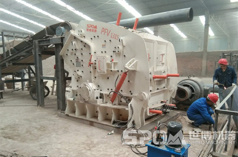 1315反擊破現(xiàn)場圖，可見配套電機